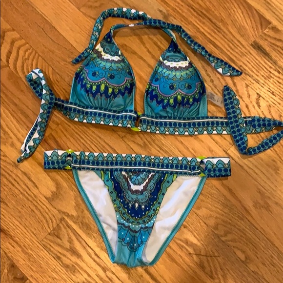 Never worn Zaful print halter bikini set (S) - Picture 1 of 7